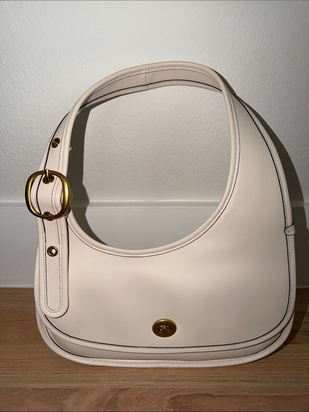 Coach Leather Cashin Shoulder Bag